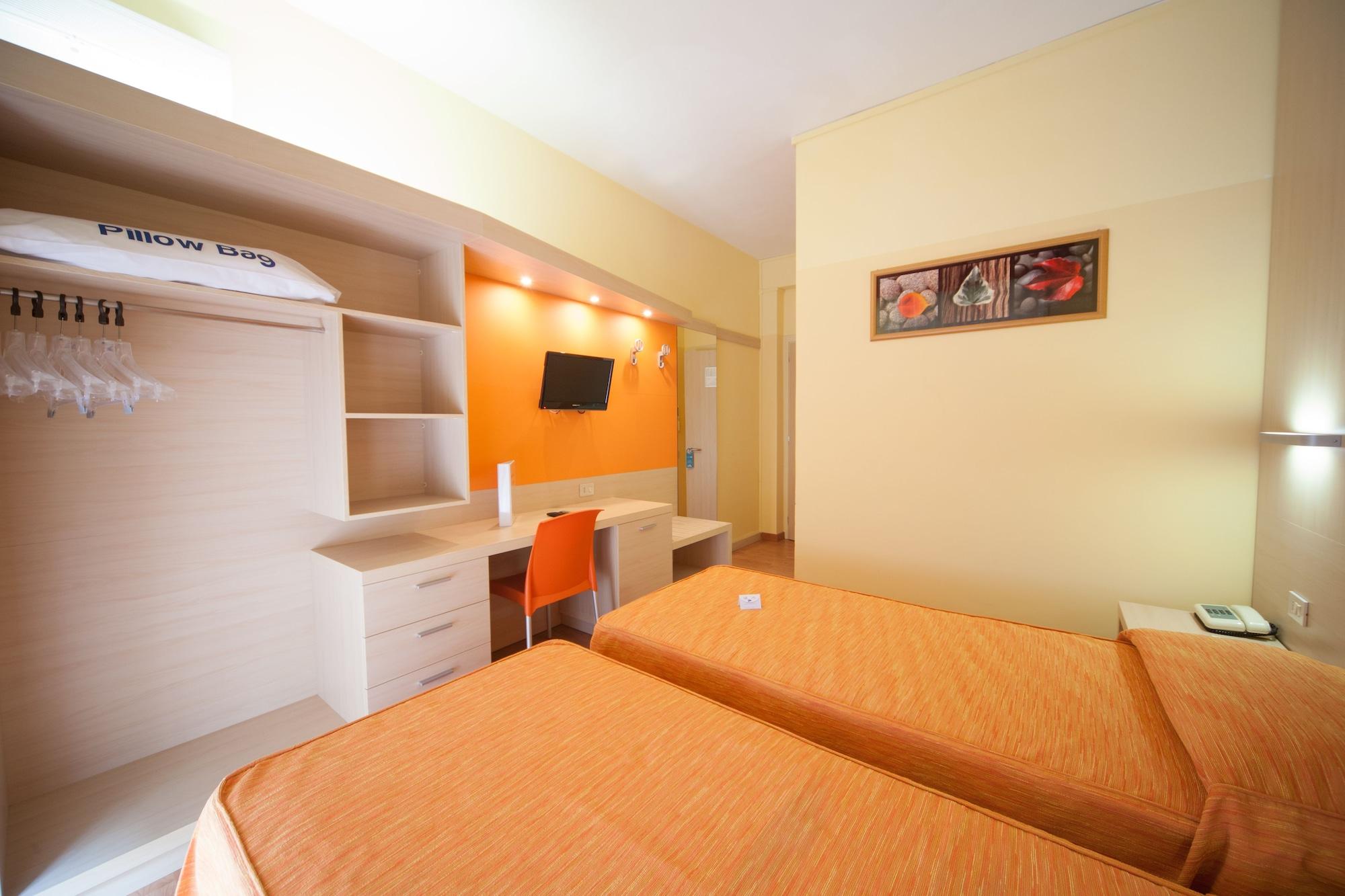 Hotel Regent Pescara Esterno foto