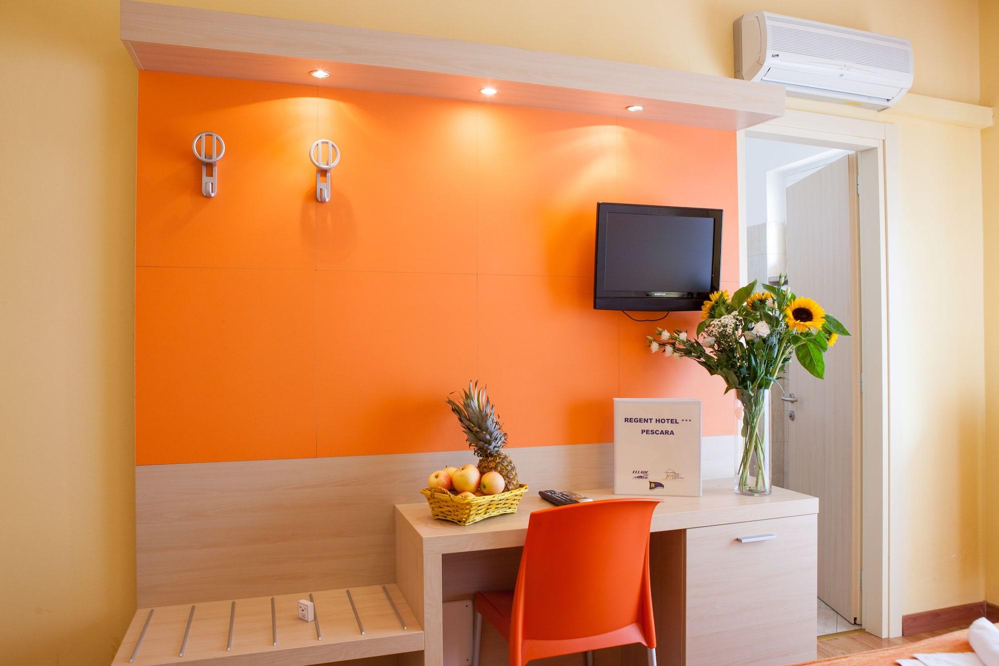 Hotel Regent Pescara Esterno foto