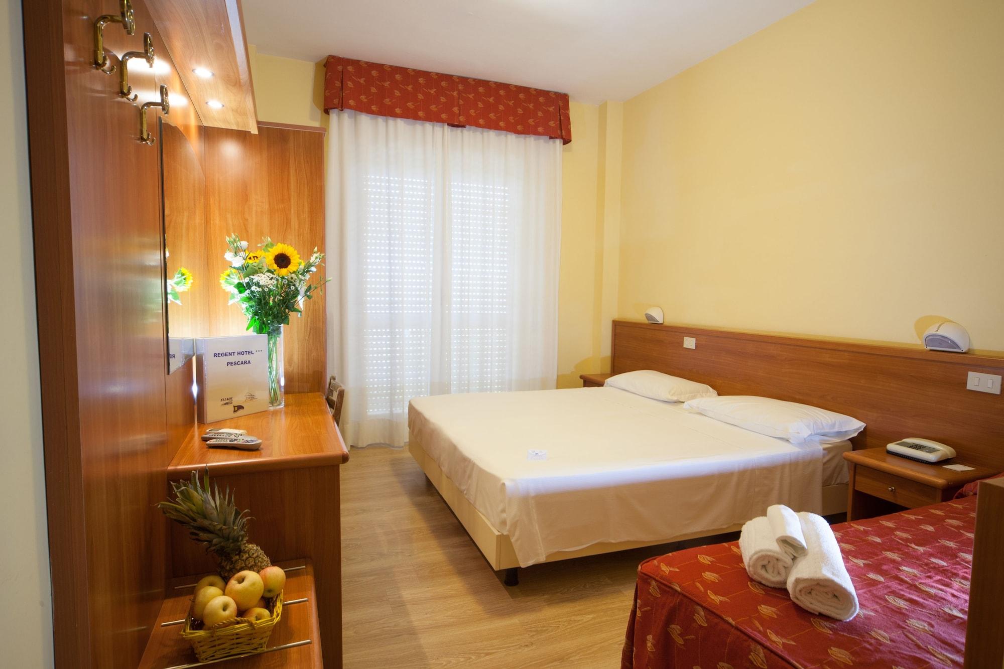 Hotel Regent Pescara Esterno foto