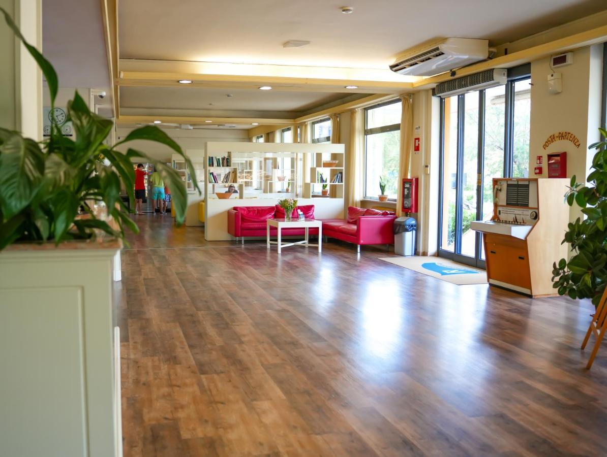 Hotel Regent Pescara Esterno foto