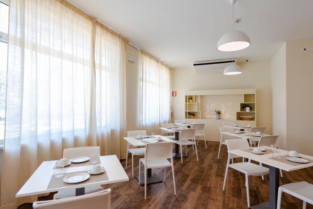 Hotel Regent Pescara Esterno foto
